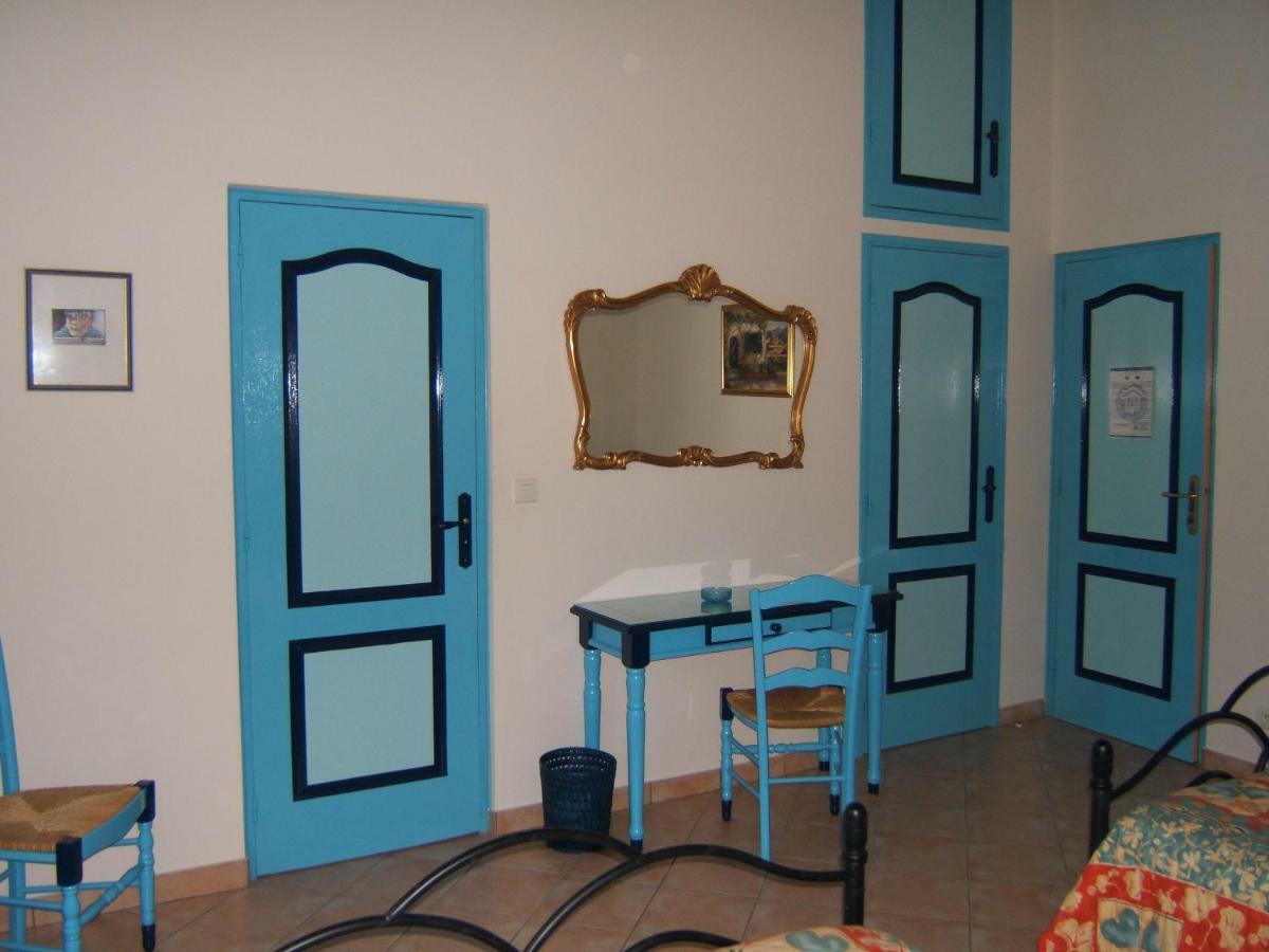 Lapanouse-de-Cernon Chambres D'Hotes Lou Jassou المظهر الخارجي الصورة