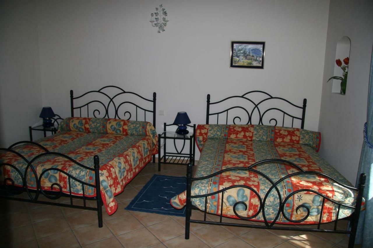 Lapanouse-de-Cernon Chambres D'Hotes Lou Jassou المظهر الخارجي الصورة